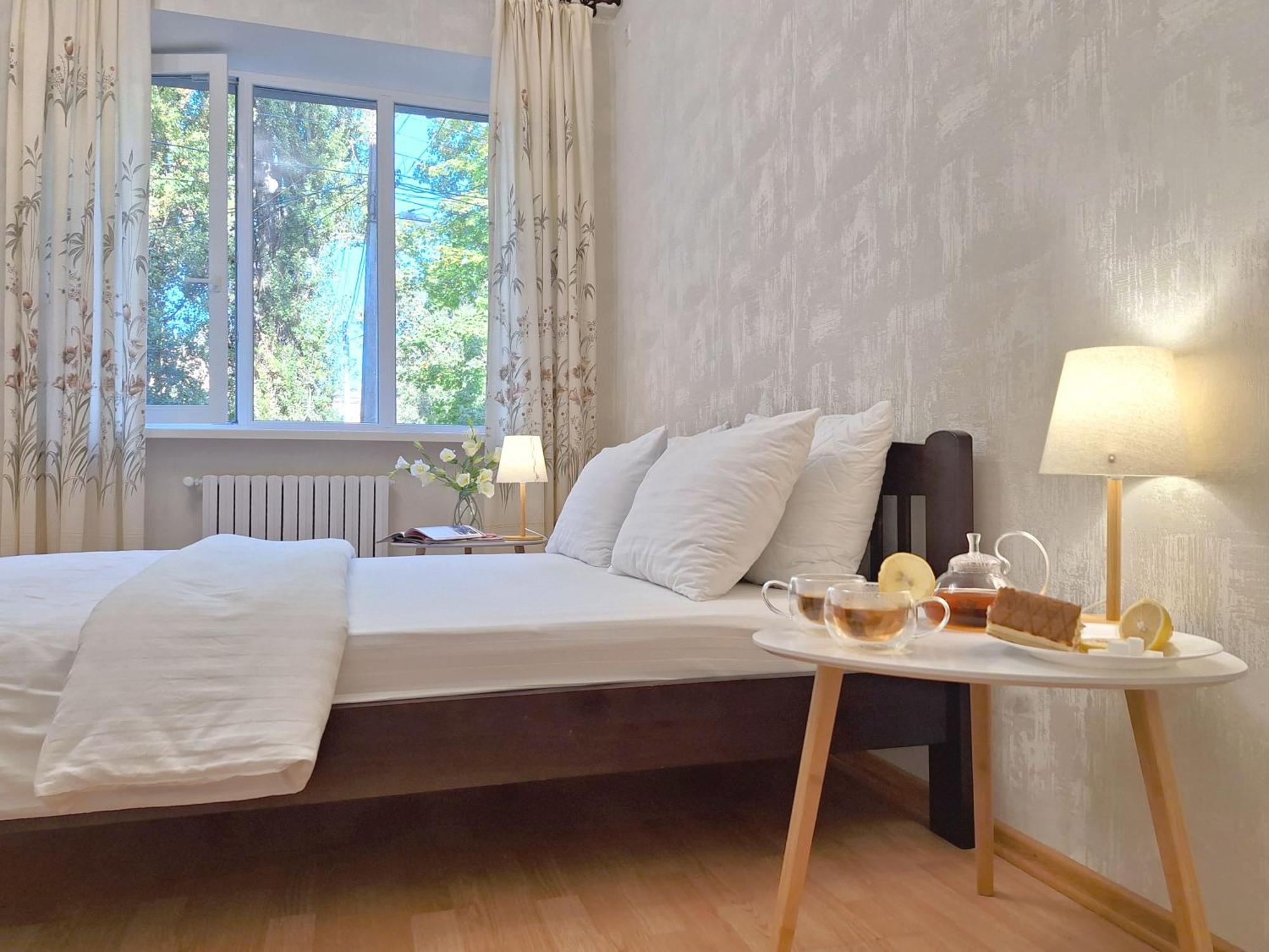 Однокімна Квартира Біля Каштанової Алеї У Центрі Полтави Мережа Alexapartments Документи Для Відряджень Безконтатне Заселення 24-7 Poltava Exteriör bild